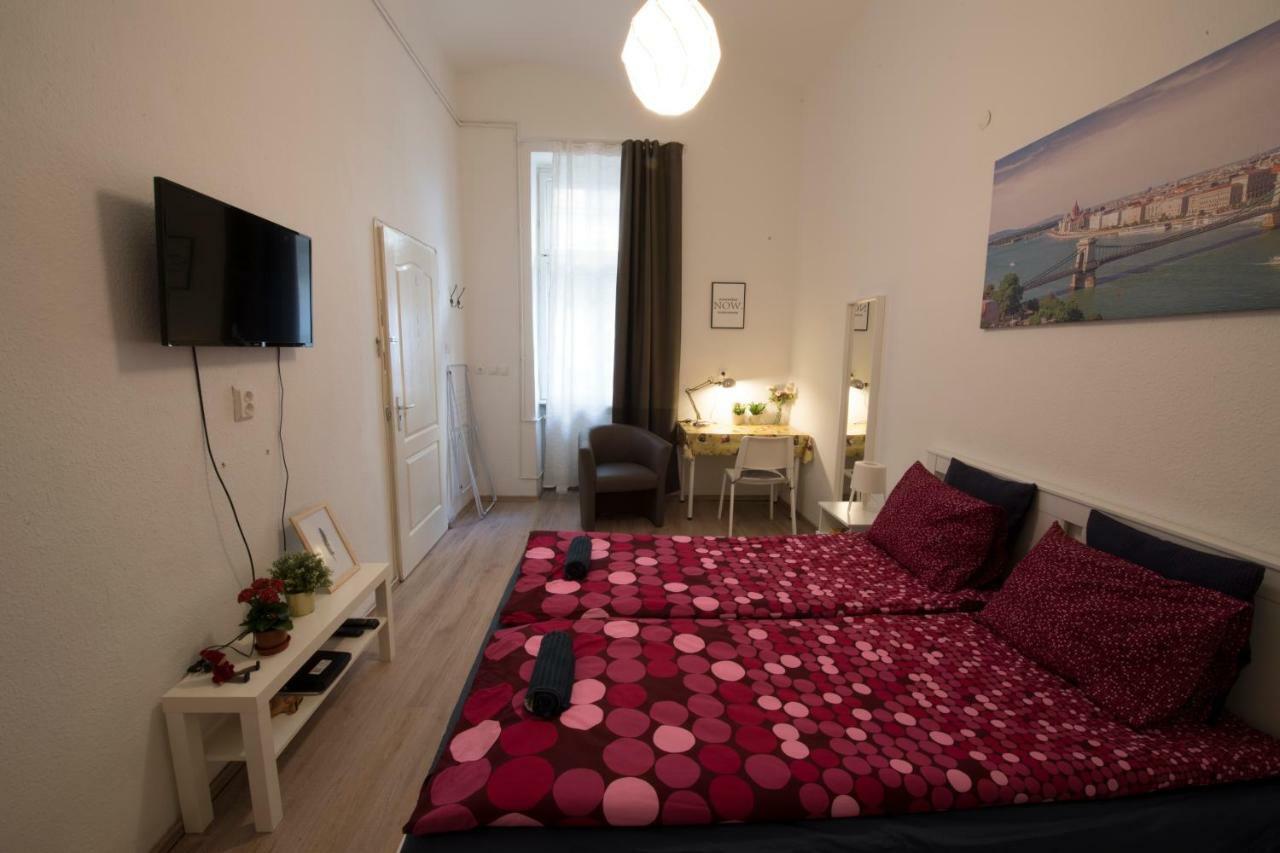 No. 11 Apartment With 2 Bathrooms Next To Railway Station Budapest Esterno foto